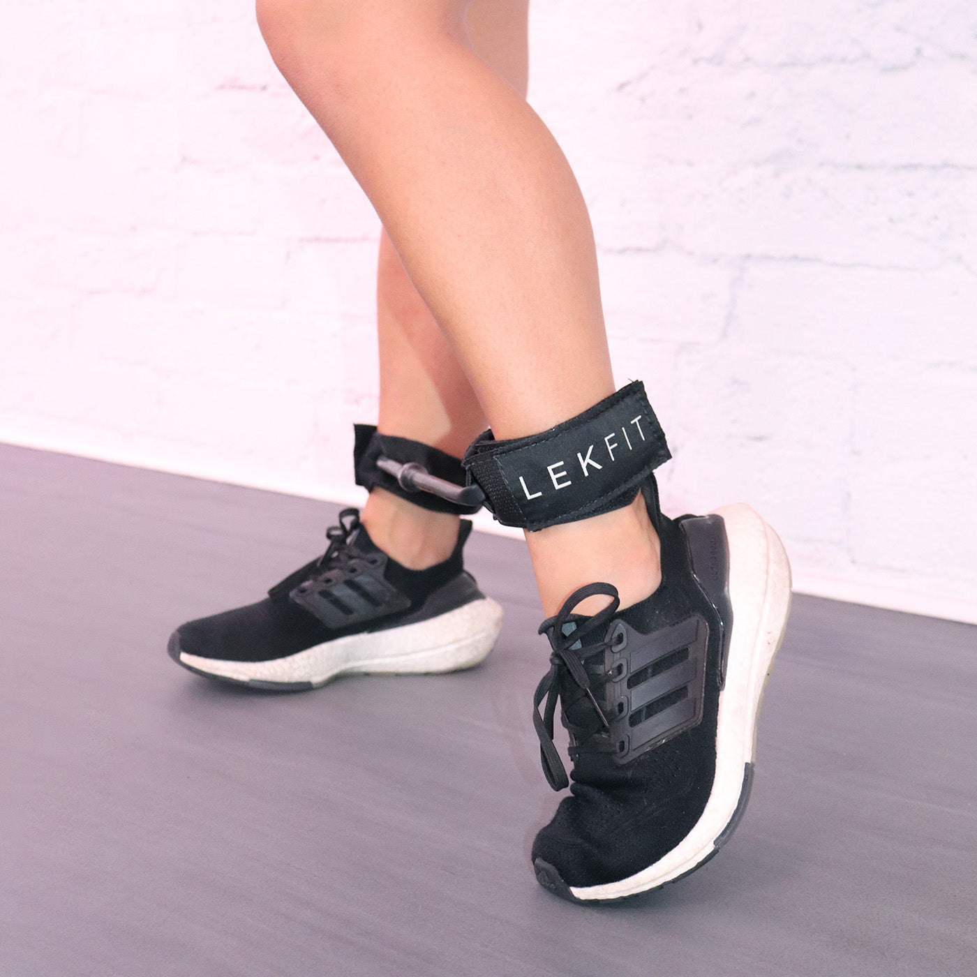 LEKFIT Resistance Cuff Pro